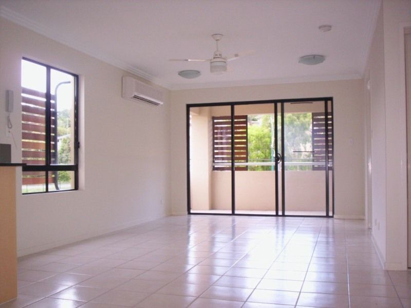 4/1996 Gold Coast Highway, Miami QLD 4220