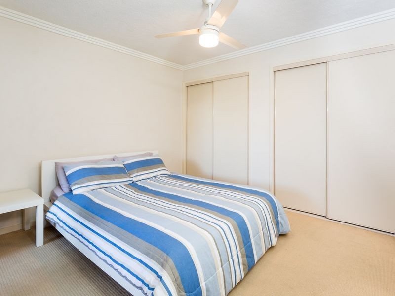 4/1996 Gold Coast Highway, Miami QLD 4220