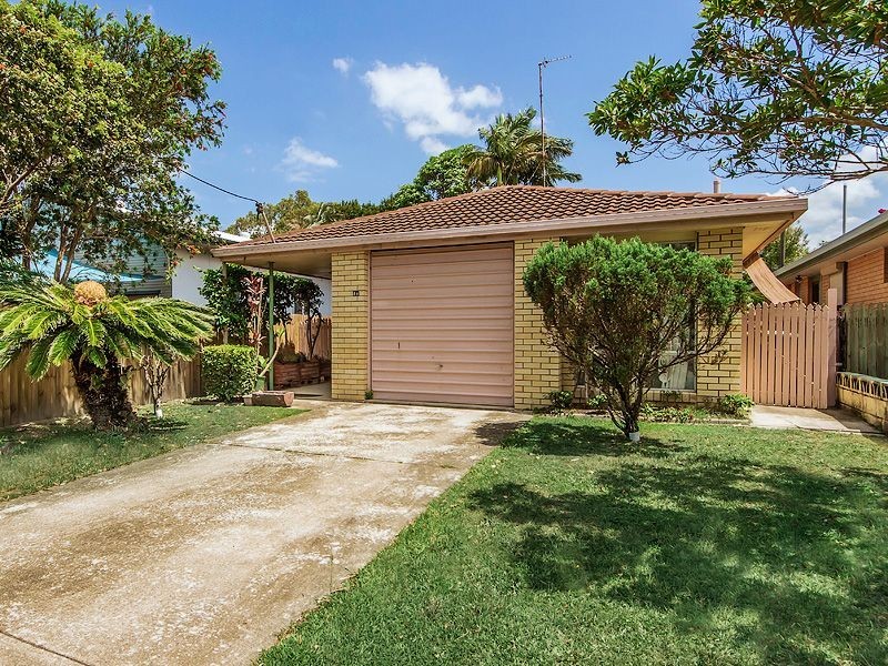 20 Paradise Av, Miami QLD 4220