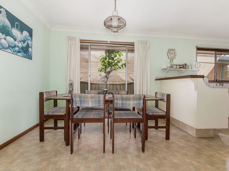 20 Paradise Av, Miami QLD 4220