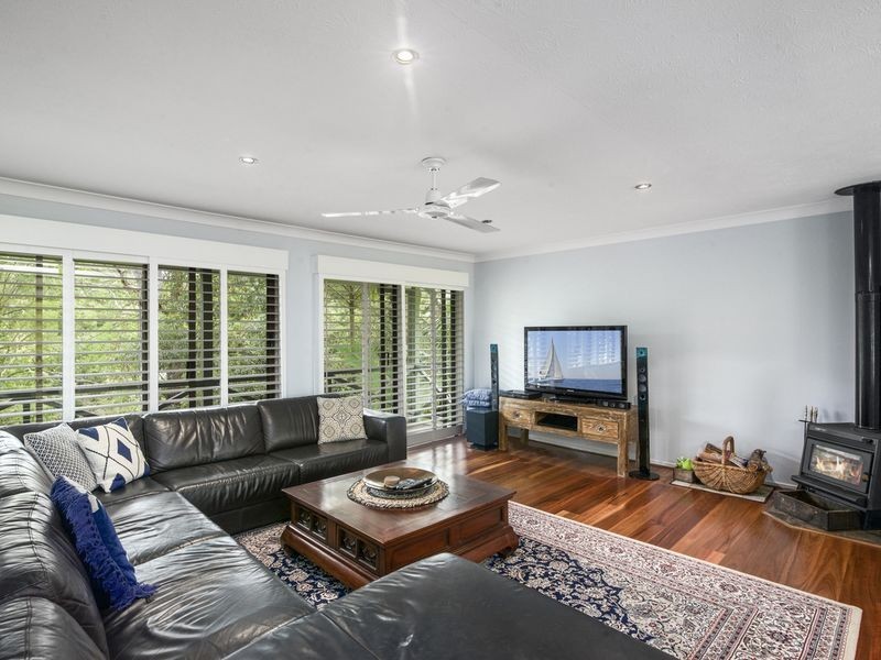 19 Monday Dr, Tallebudgera Valley QLD 4228