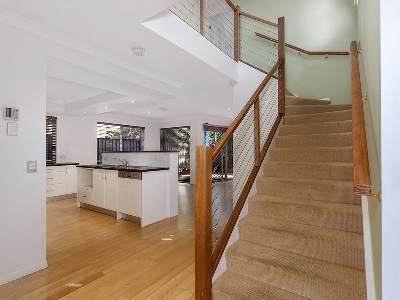 1/5 Stephens Street, Burleigh Heads QLD 4220