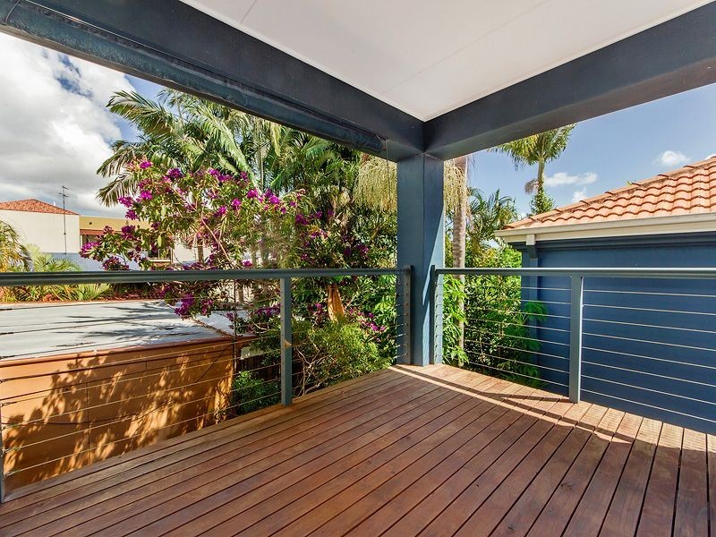 1/5 Stephens Street, Burleigh Heads QLD 4220