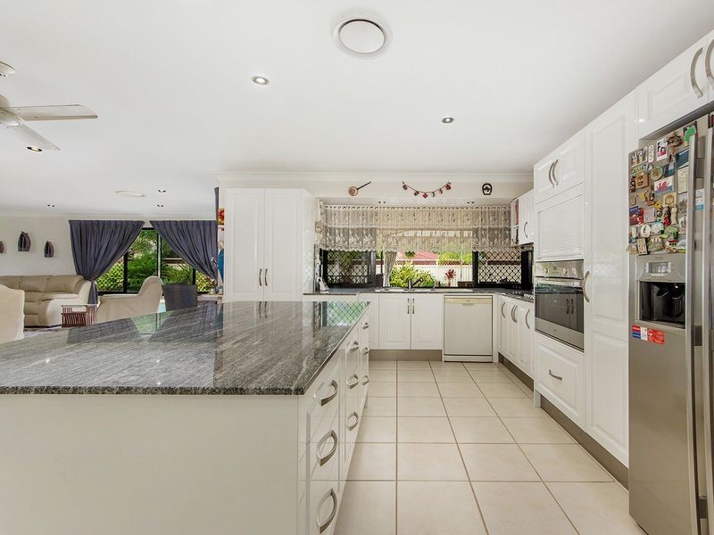 40 Balmain St, Varsity Lakes QLD 4227