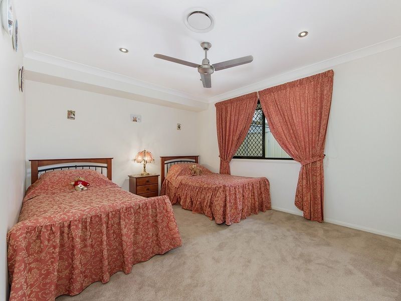 40 Balmain St, Varsity Lakes QLD 4227