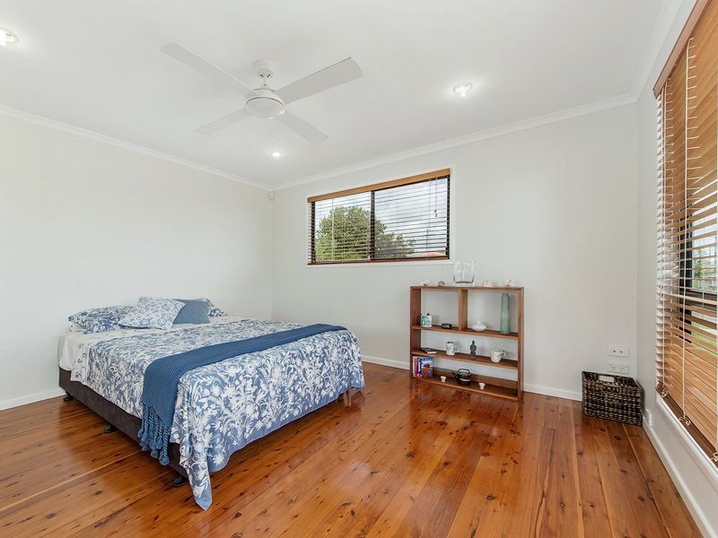 58 Kallay St, Miami QLD 4220