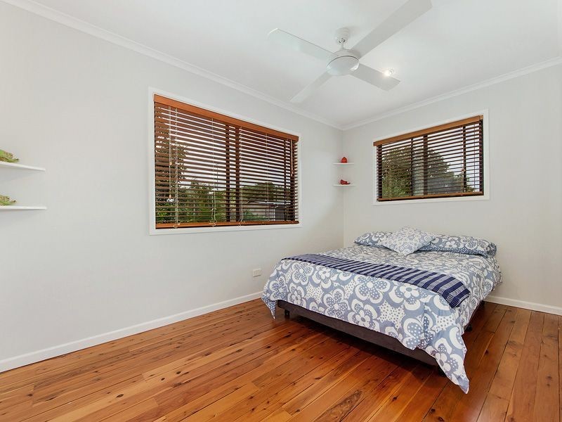 58 Kallay St, Miami QLD 4220