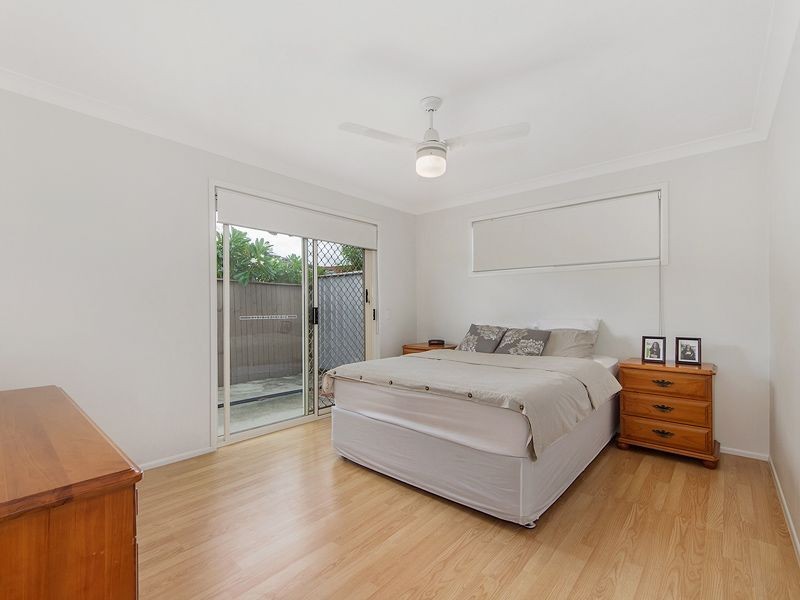 24 Ballerina Street, Burleigh Waters QLD 4220