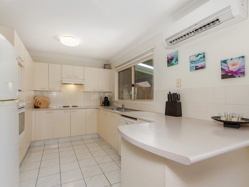 12/12 Bottlewood Court, Burleigh Waters QLD 4220