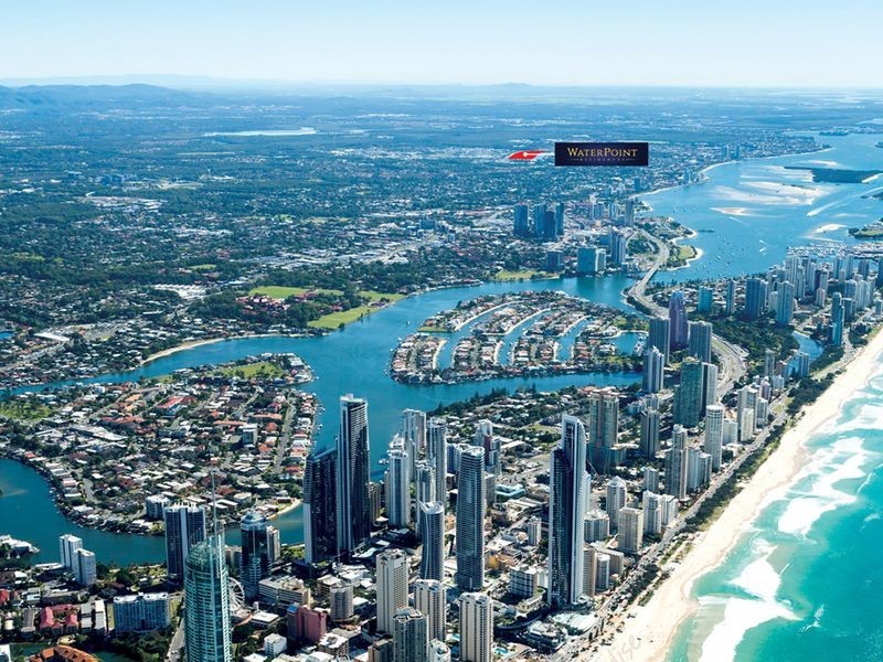 5 Harbour Side Court, Biggera Waters QLD 4216