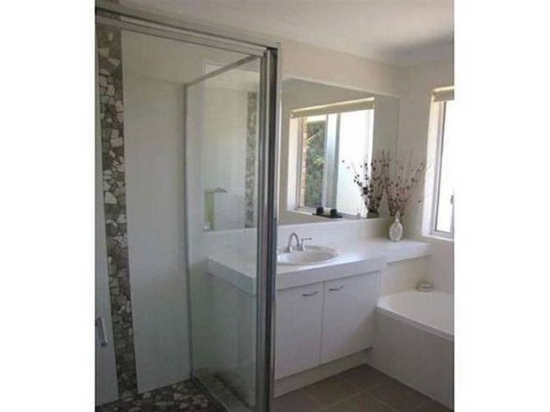 1/5 St Lucia Ct, Varsity Lakes QLD 4227