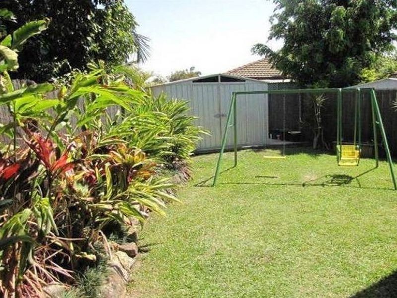 1/5 St Lucia Ct, Varsity Lakes QLD 4227