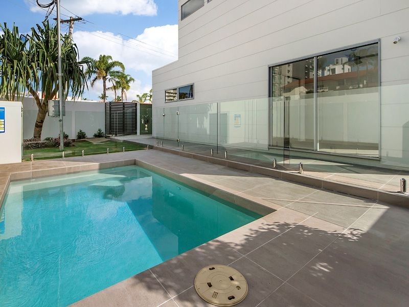 2/1816 Gold Coast Highway, Burleigh Heads QLD 4220