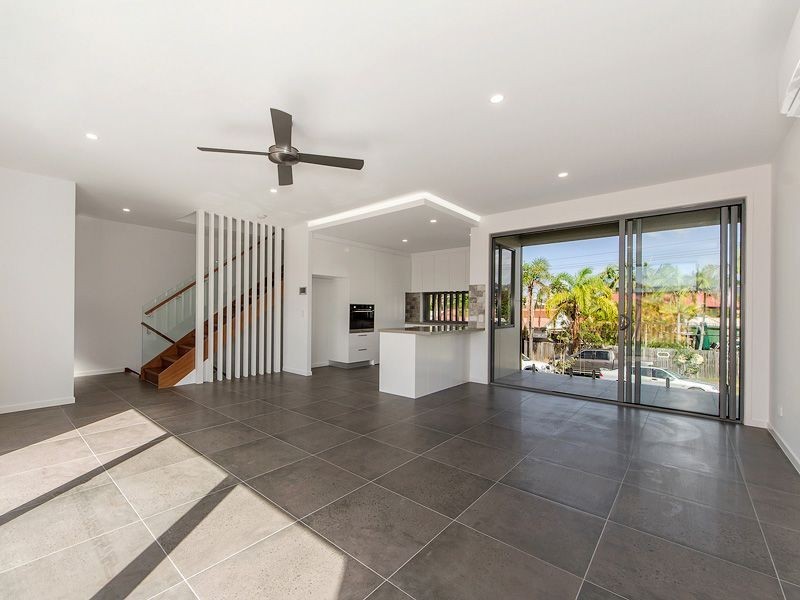 4/1816 Gold Coast Highway (1 Banksia Broadway), Burleigh Heads QLD 4220