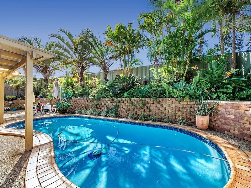 14 Rangeview Court, Burleigh Waters QLD 4220