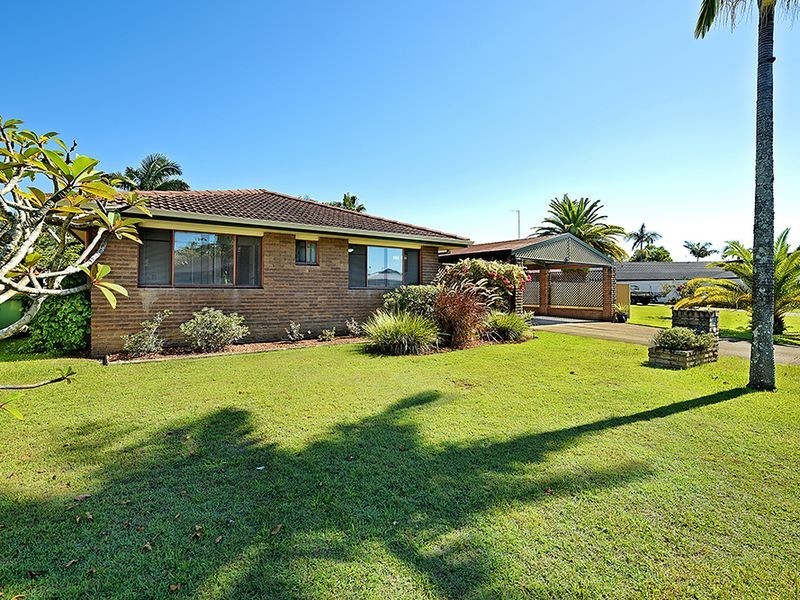 12 Cassia Ct, Palm Beach QLD 4221