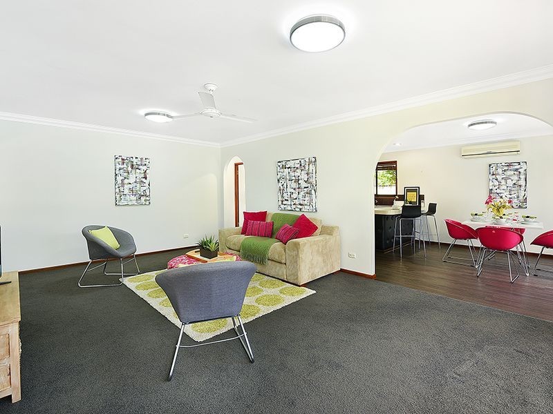12 Cassia Ct, Palm Beach QLD 4221