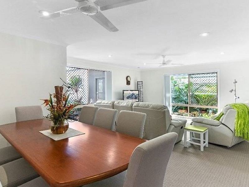 18 Hooper Drive, Currumbin QLD 4223