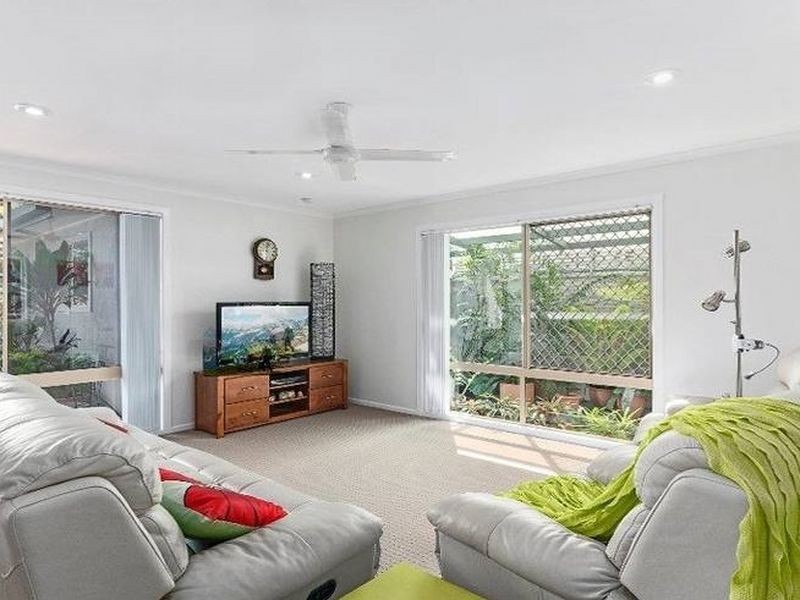 18 Hooper Drive, Currumbin QLD 4223