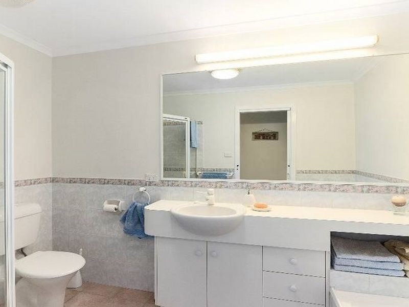 18 Hooper Drive, Currumbin QLD 4223