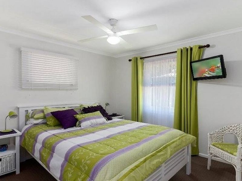 18 Hooper Drive, Currumbin QLD 4223