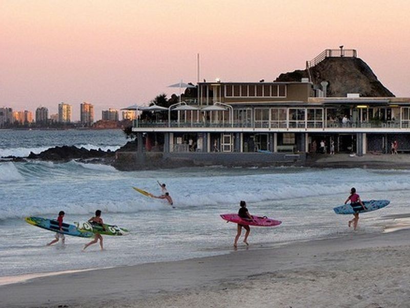 18 Hooper Drive, Currumbin QLD 4223