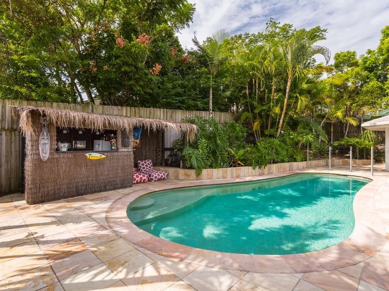 12 Glauca St, Burleigh Heads QLD 4220