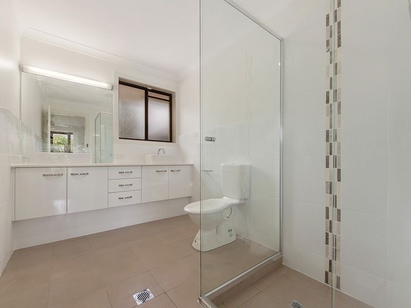 10 Woodland Drive, Reedy Creek QLD 4227