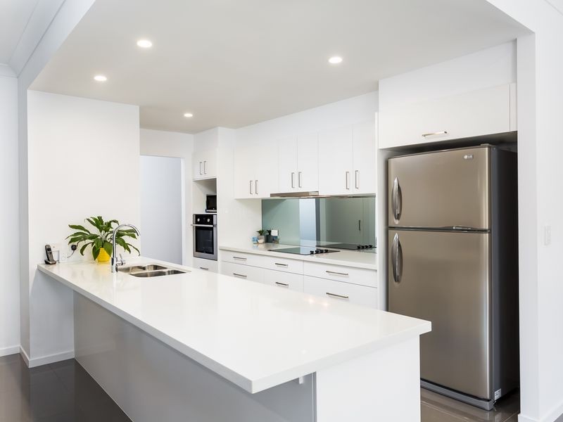 6 Panorama Drive, Reedy Creek QLD 4227