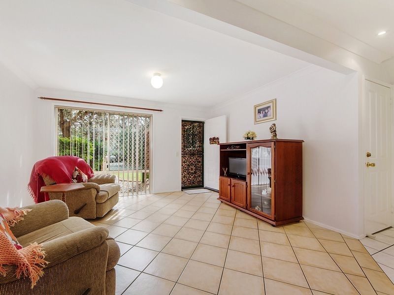10/2 Cassowary Dr, Burleigh Waters QLD 4220