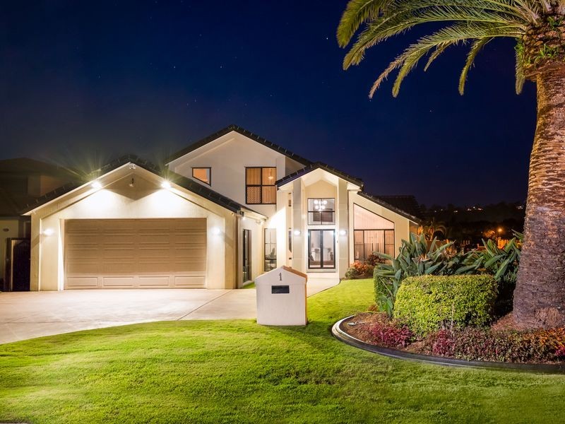 1 Palmyra Court, Burleigh Waters QLD 4220