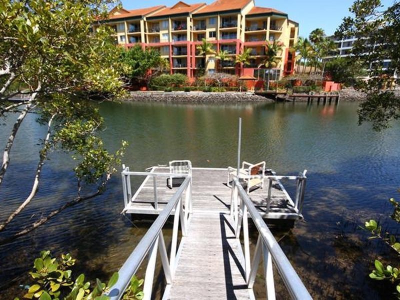 1505/70 Remembrance Drive, Surfers Paradise QLD 4217