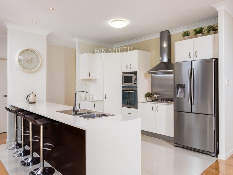 12 Coffeebush Court, Reedy Creek QLD 4227