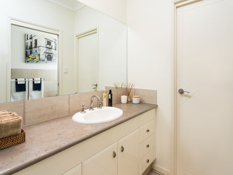 12 Coffeebush Court, Reedy Creek QLD 4227