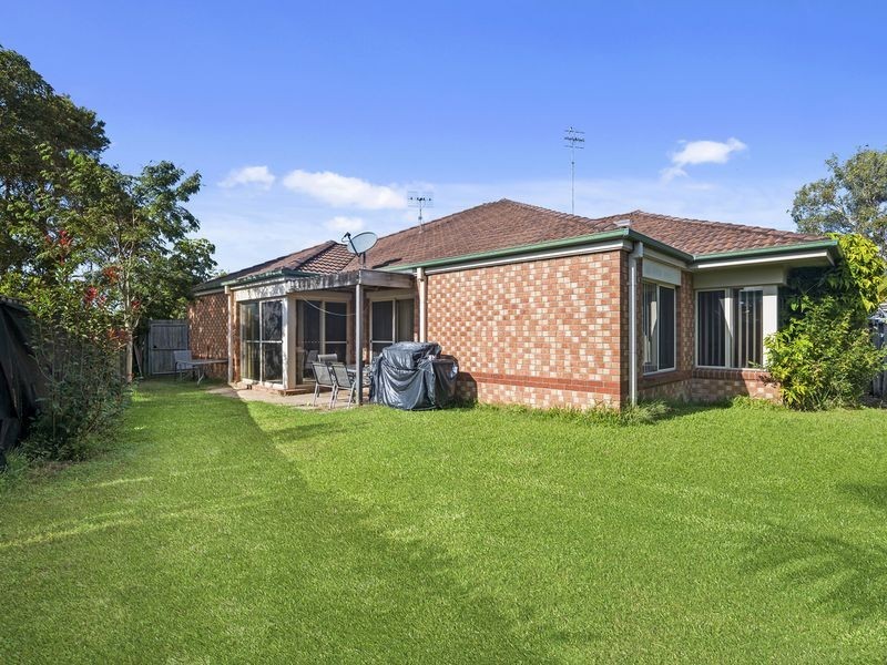 2/3 Rosewater Crescent, Tugun QLD 4224