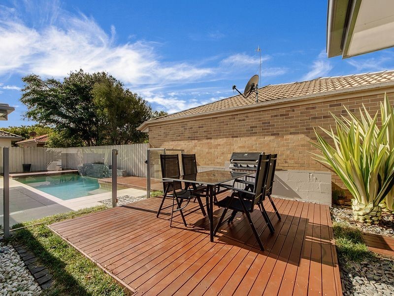 5 Greendale Pl, Burleigh Waters QLD 4220