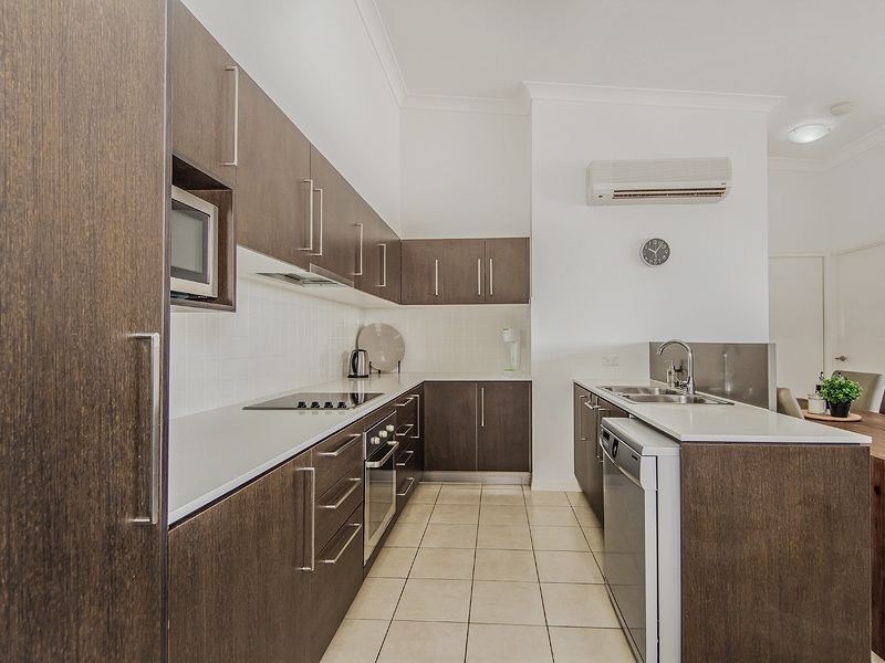 4602/12 Executive Drive, Burleigh Waters QLD 4220