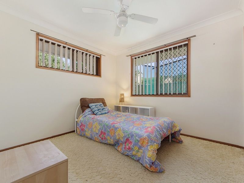 2/20 Peacock Place, Burleigh Waters QLD 4220