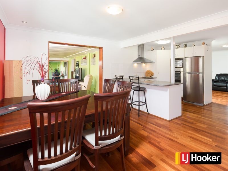 6 Wattle St, Varsity Lakes QLD 4227