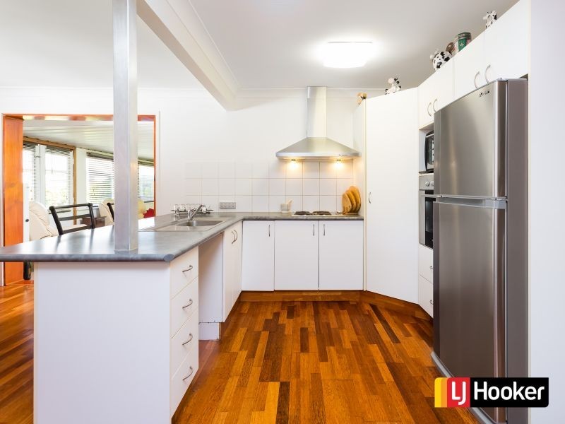6 Wattle St, Varsity Lakes QLD 4227