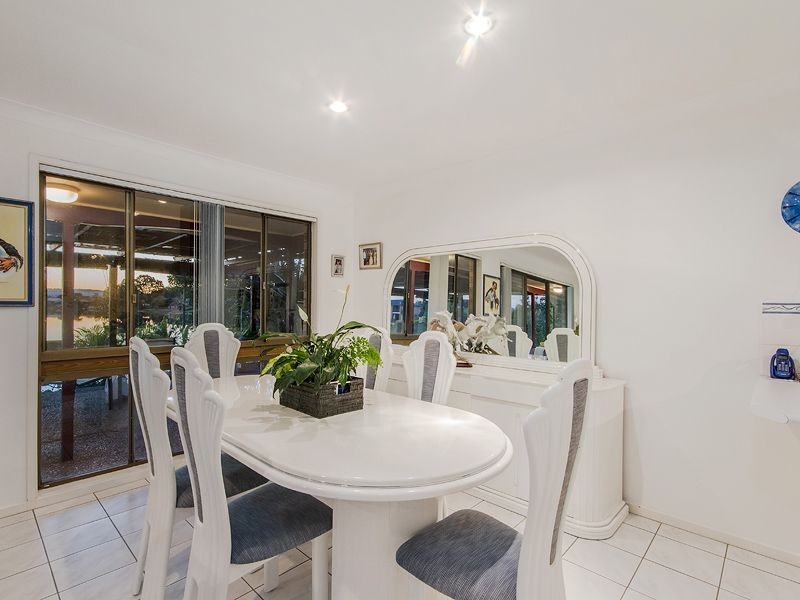 12 Spoonbill Court, Burleigh Waters QLD 4220