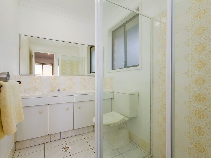 12 Spoonbill Court, Burleigh Waters QLD 4220