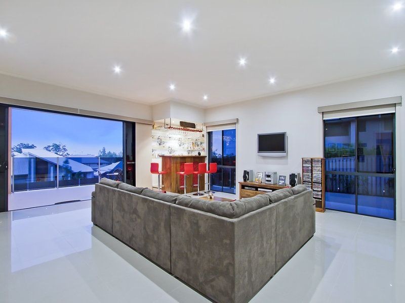 4 Koolang Crescent, Reedy Creek QLD 4227