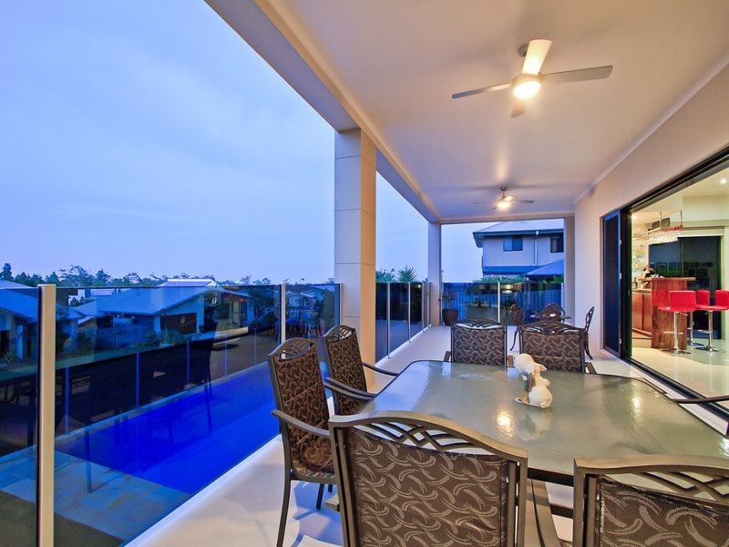 4 Koolang Crescent, Reedy Creek QLD 4227