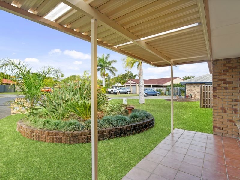 2/7 Felicia Ct, Burleigh Waters QLD 4220