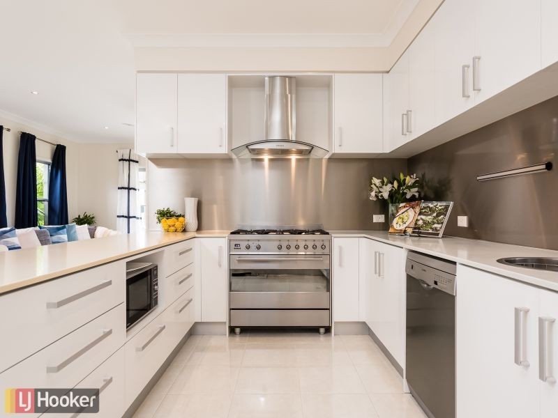 69/19 Santa Barbara Road, Hope Island QLD 4212