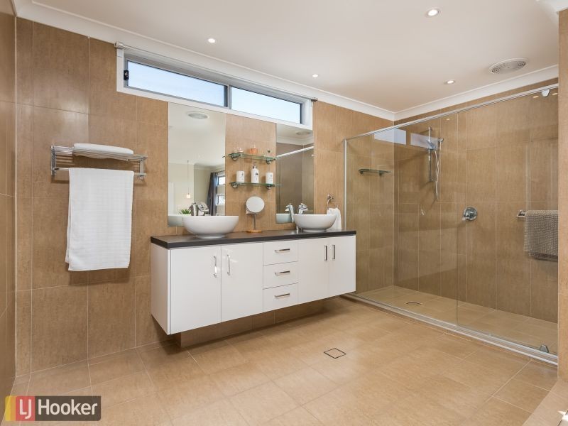 69/19 Santa Barbara Road, Hope Island QLD 4212