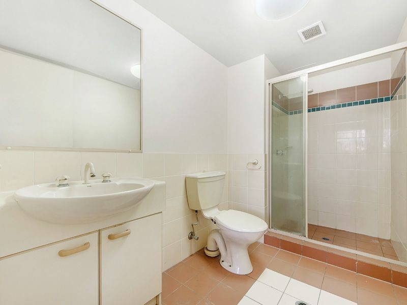 184/7 Redondo Avenue, Miami QLD 4220