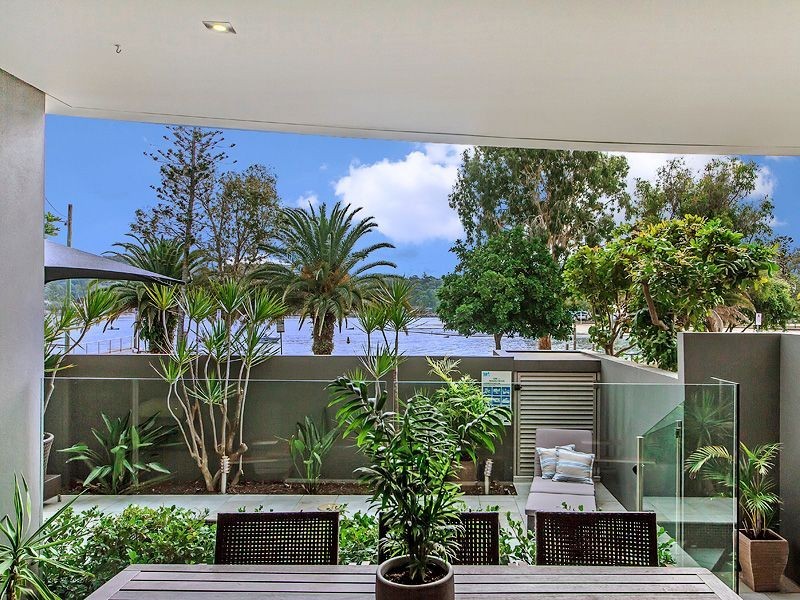 1/8 Murlong Crescent, Palm Beach QLD 4221