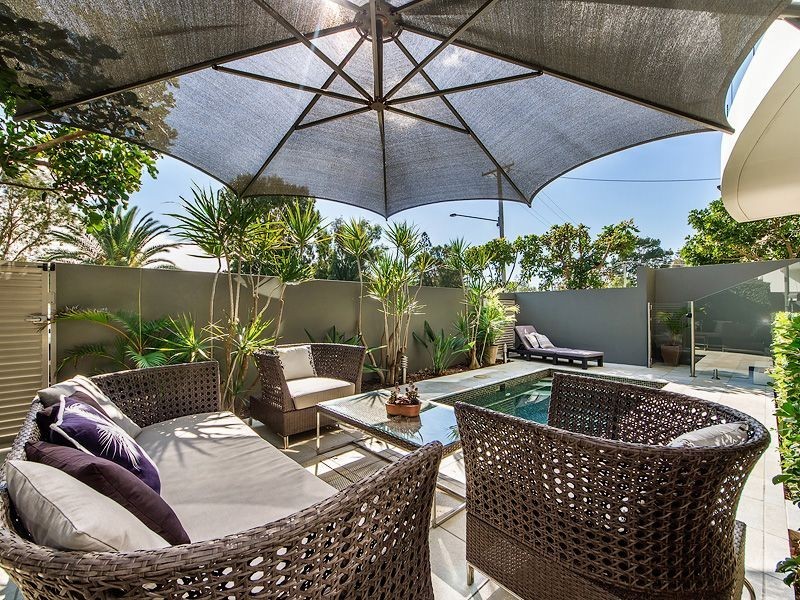 1/8 Murlong Crescent, Palm Beach QLD 4221